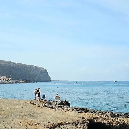 Apartment New Forever Sunshine Sea View, Cristianos *